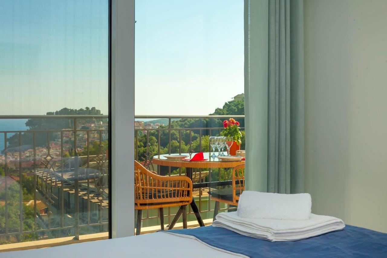 Natura Luxury Suites 帕尔加 外观 照片