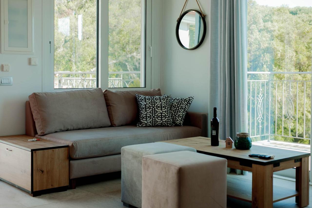 Natura Luxury Suites 帕尔加 外观 照片