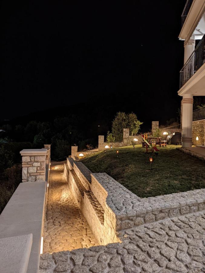 Natura Luxury Suites 帕尔加 外观 照片